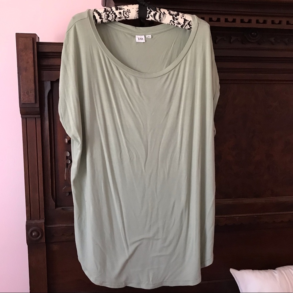 Gap Flowy Top